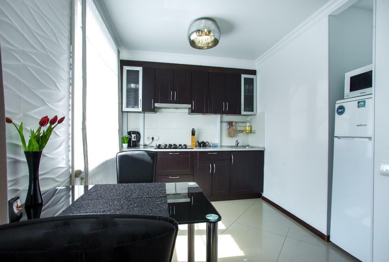 Lotos For You Apartments Mykolaiv Dış mekan fotoğraf